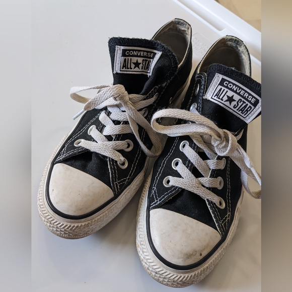 Women's Converse - Picture 1 of 4